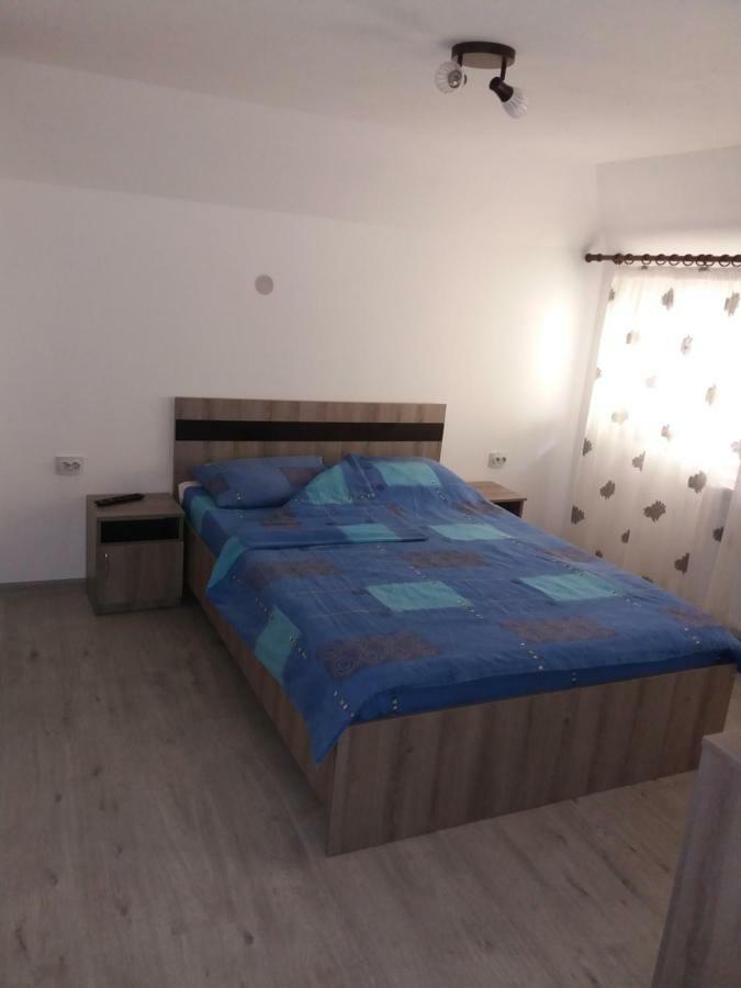 Lip Si Ely Otel Dîmbovicioara Dış mekan fotoğraf